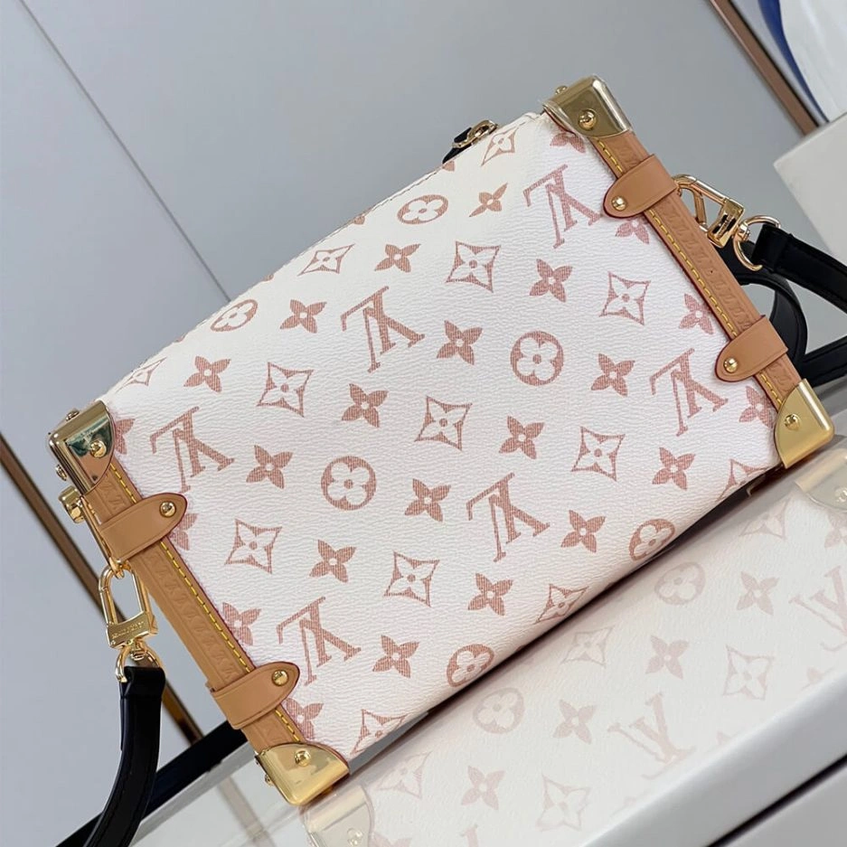 LV Pico Side Trunk Upgraded 273