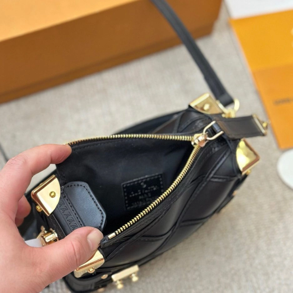 LV Pico Side Trunk Vibrant 276
