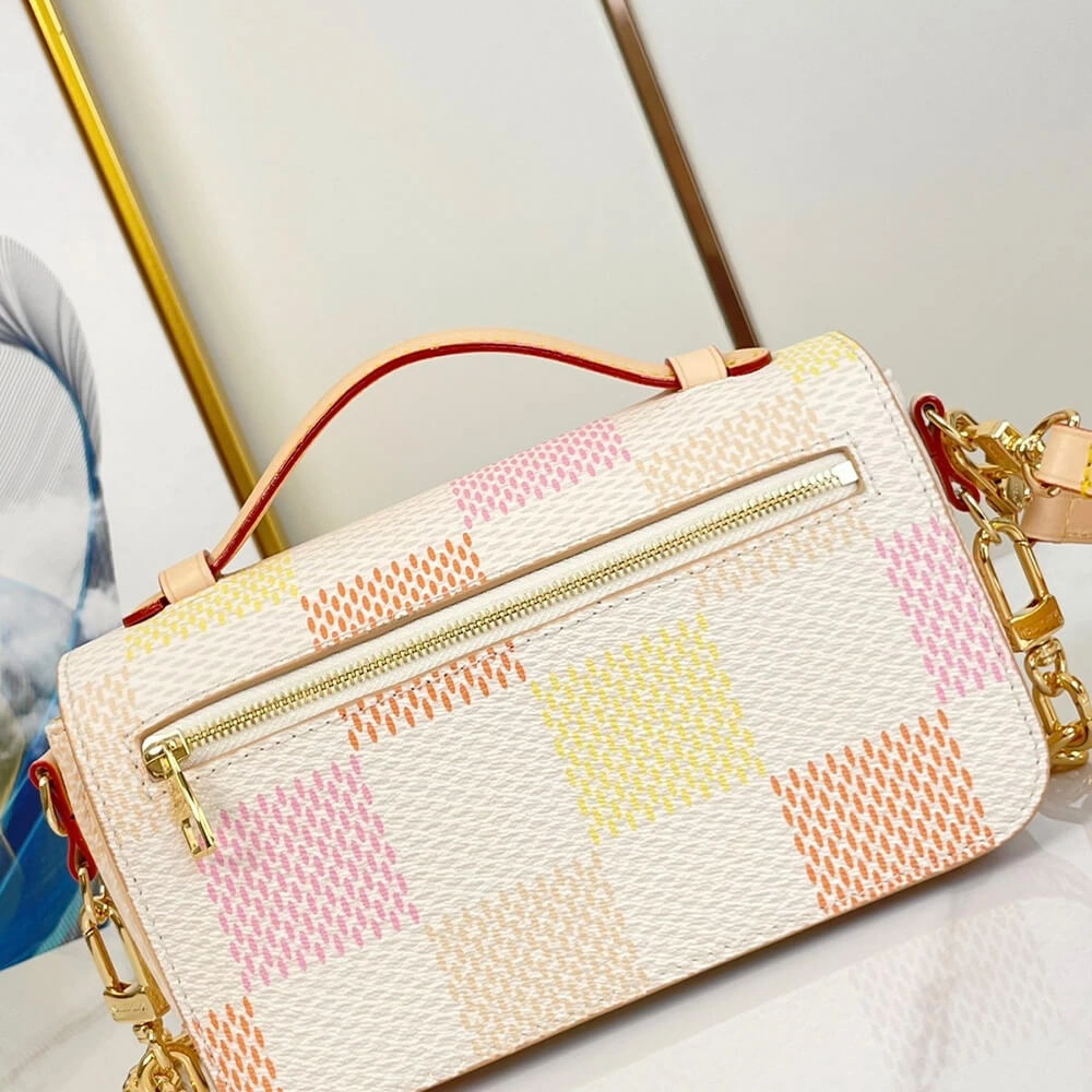LV Pochette Metis East West WrinkleFree 441