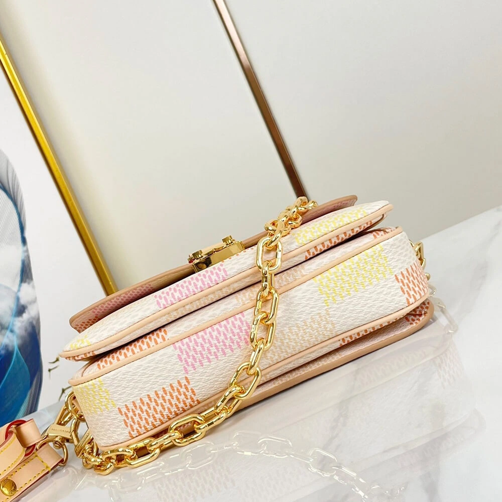 LV Pochette Metis East West WrinkleFree 441