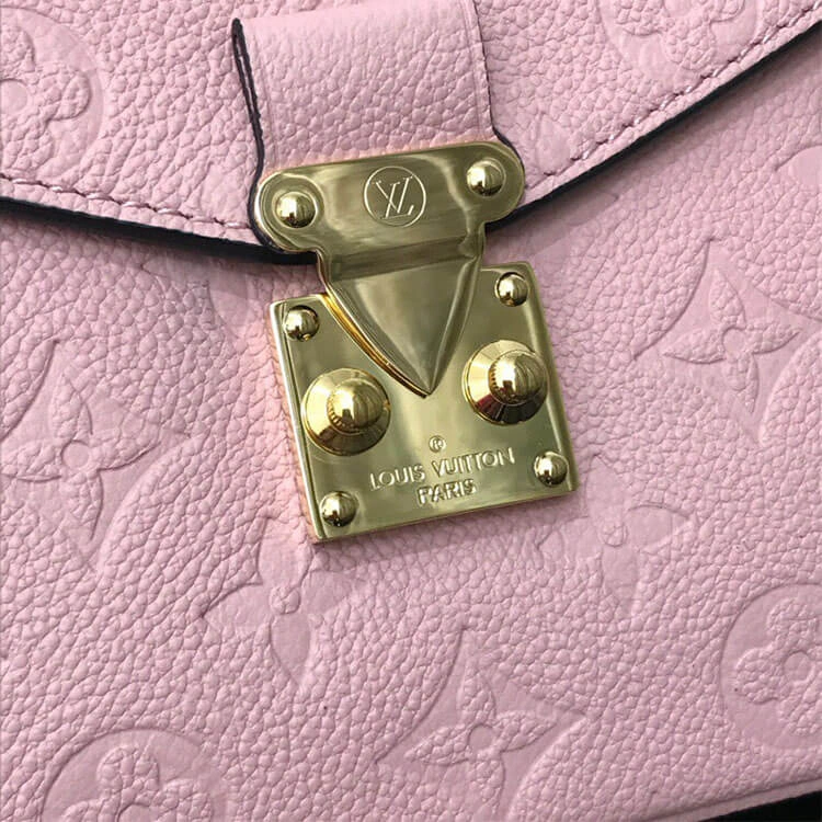 MoistureWicking LV Pochette Metis Handbag 821