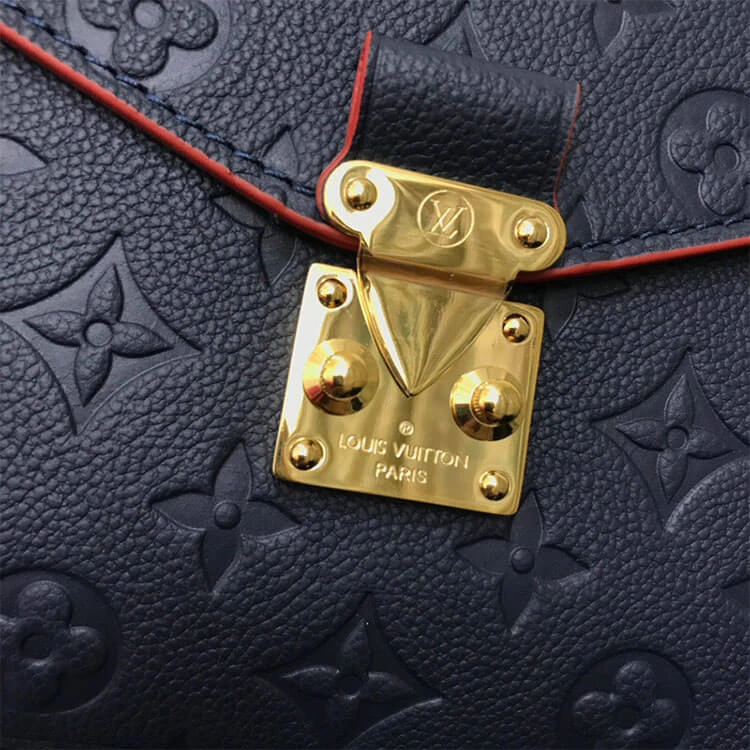 LV Pochette Metis Handbag WaterResistant 799