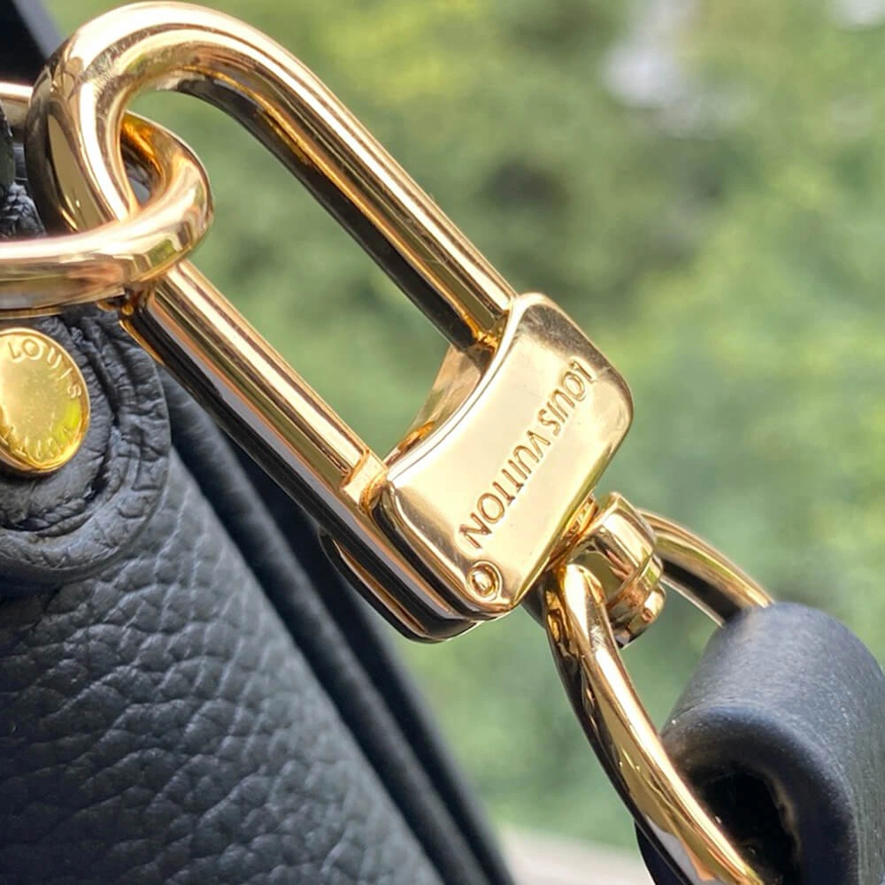 LV Pochette Metis HighPerformance 168