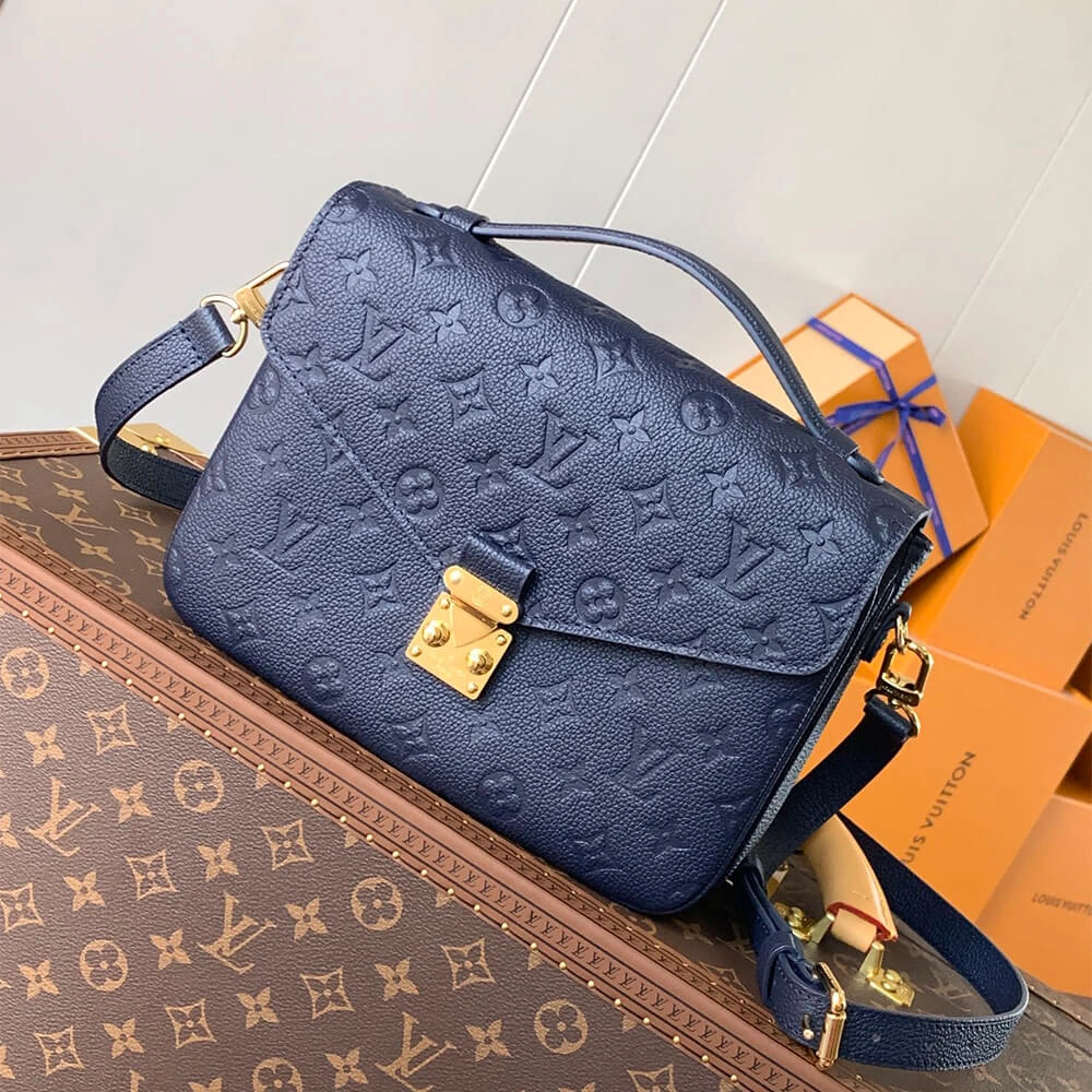 LV Pochette Metis WeatherProof 176