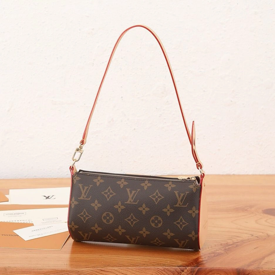 DailyWear LV Pochette Tirette 421
