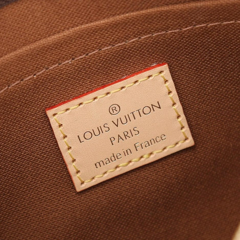 DailyWear LV Pochette Tirette 421