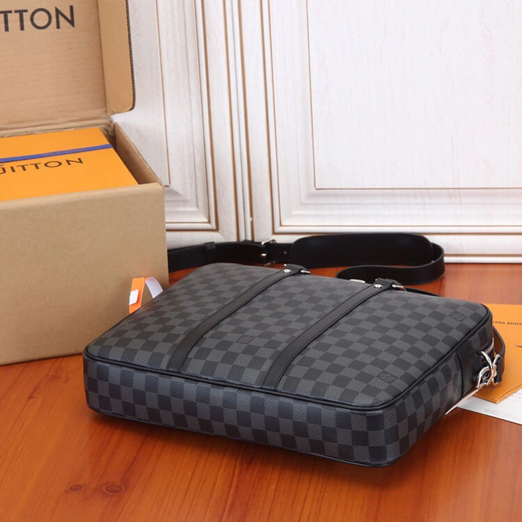 LV Porte-Documents Voyage PM SmartChoice 756