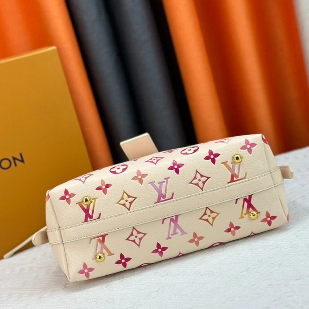 LV SMALL CARRYALL BAG WellDesigned 203