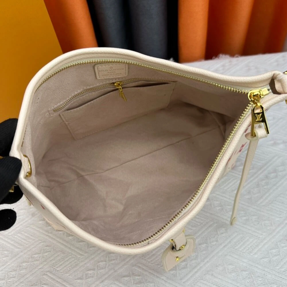 LV SMALL CARRYALL BAG WellDesigned 203