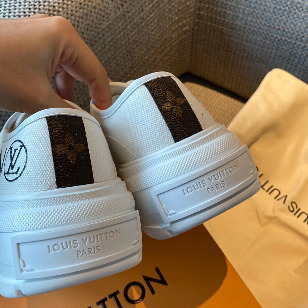 LV SQUAD SNEAKER Breathable 11