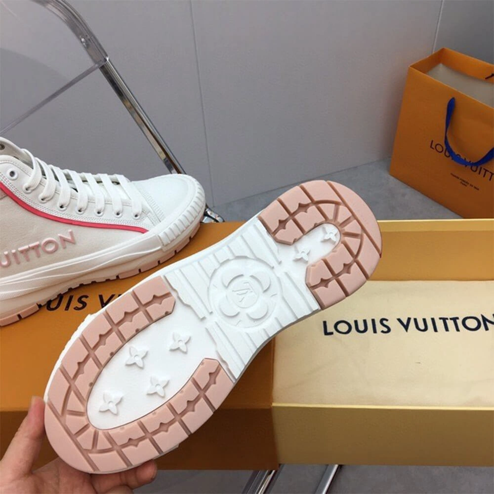 LV SQUAD SNEAKER Popular 31
