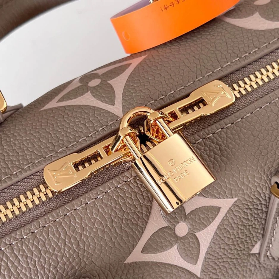 LV Speedy Bandoulière Snug 312