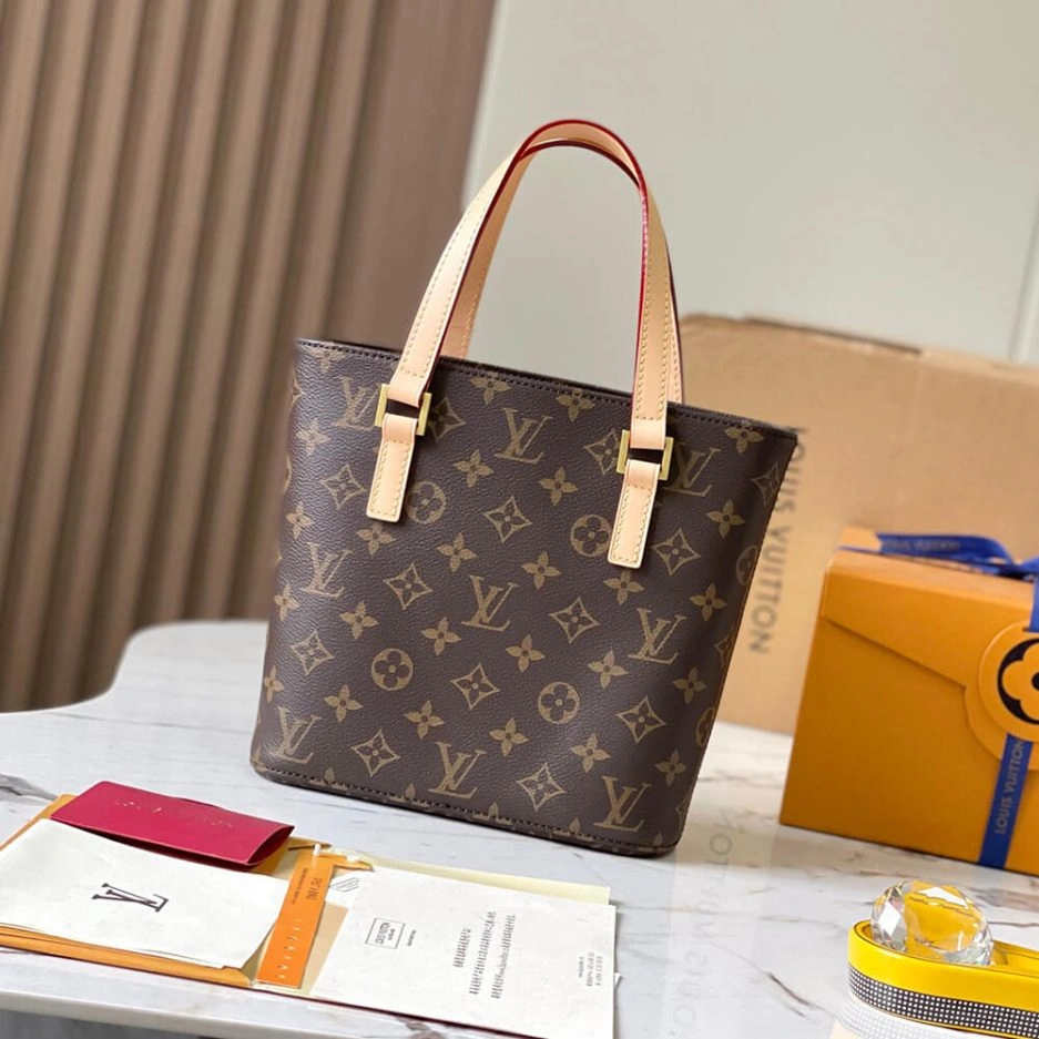 LV VAIN PM Casual 166