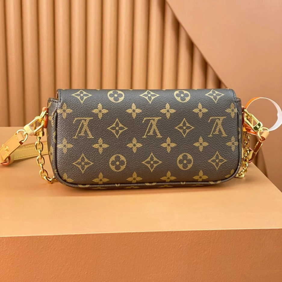 Versatile LV Wallet On Chain Ivy 365