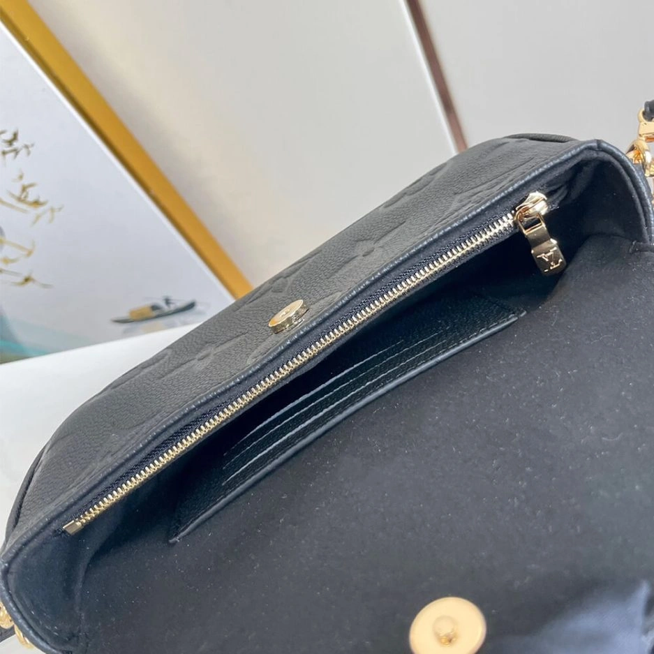 LV Wallet On Chain Ivy AllSeason 362