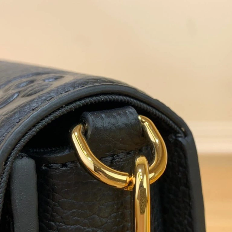 LV Wallet On Chain Metis QuickDry 413