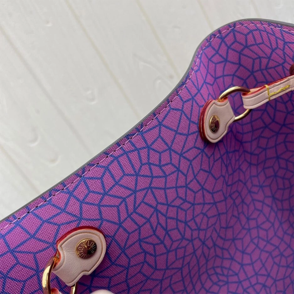 ZipUp LV x YK Neonoe MM 196