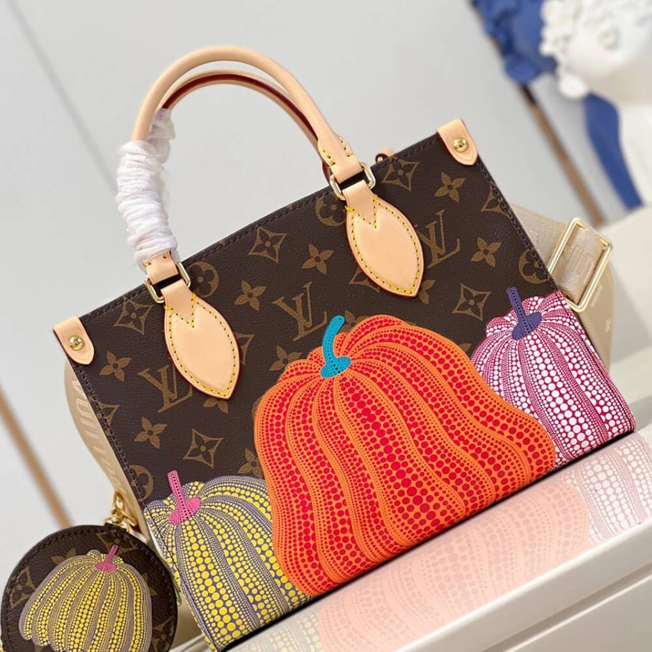 LV x YK OnTheGo PM GoAnywhere 220