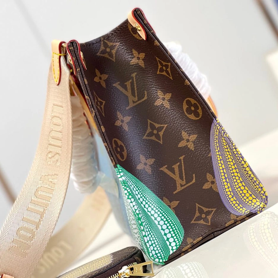 LV x YK OnTheGo PM GoAnywhere 220