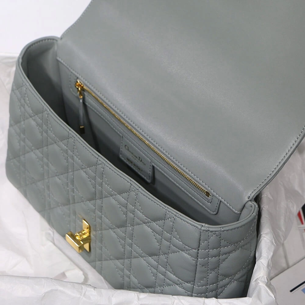 Modern Large Caro Handbag 1381