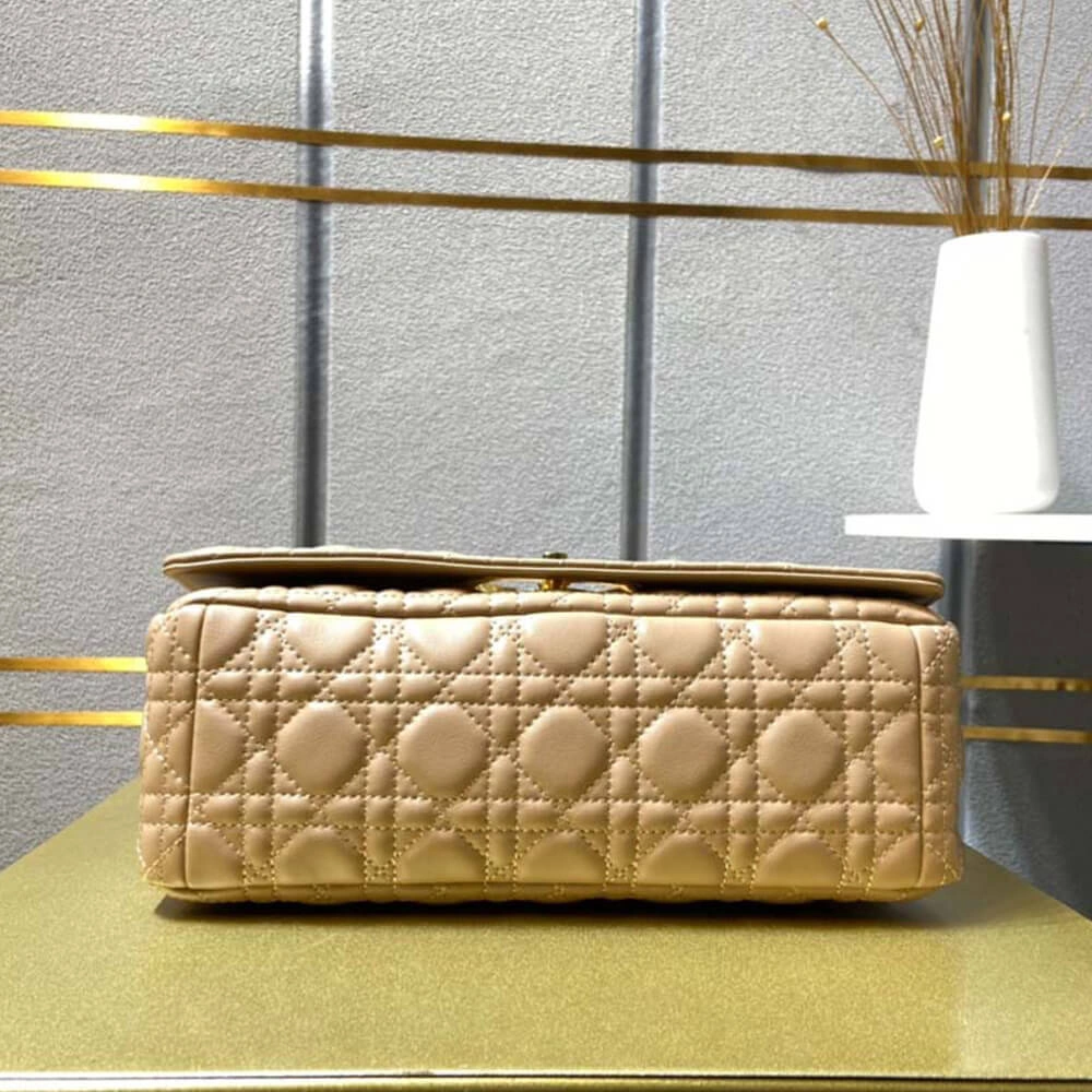 Large Caro Handbag Breathable 1365