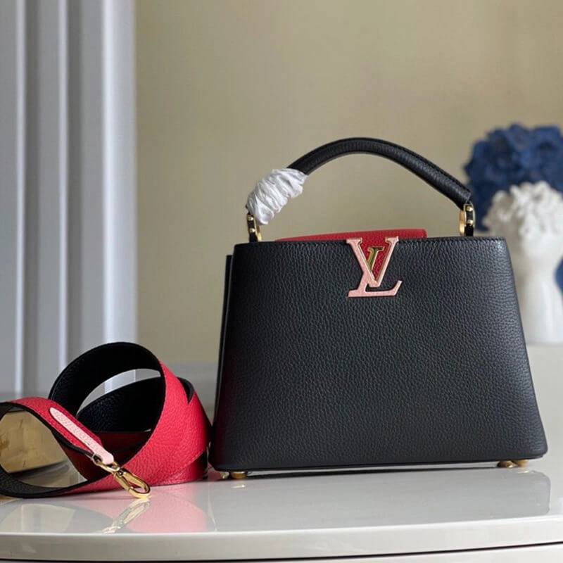 Functional Louis Vuitton CAPUCINES BB BAG 632