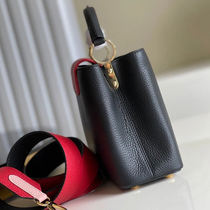 Functional Louis Vuitton CAPUCINES BB BAG 632