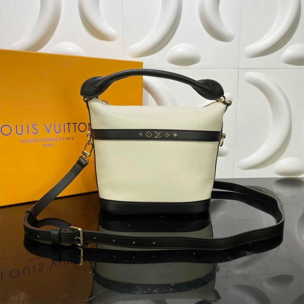 Louis Vuitton CRUISER GM DailyWear 624