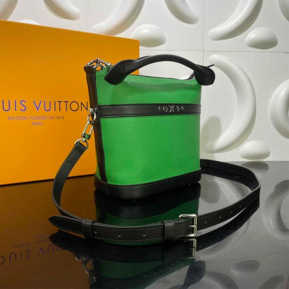 Bright Louis Vuitton CRUISER GM 648