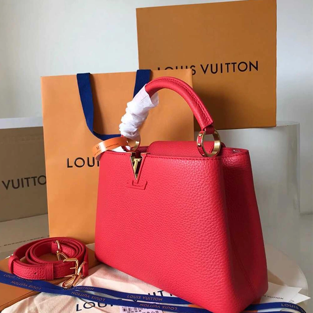 RelaxedFit Louis Vuitton Capucines MM 601