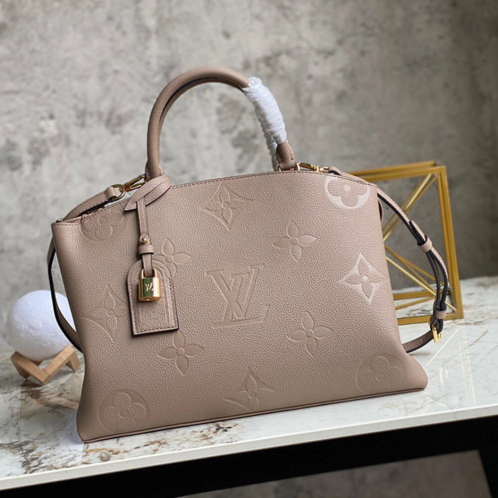 TimelessDesign Louis Vuitton GRAND PALAIS 535