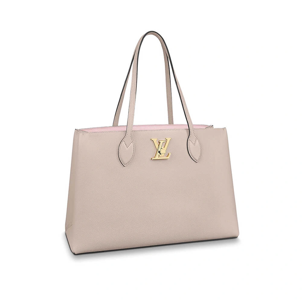 Sophisticated Louis Vuitton Lockme Shopper Bag 639