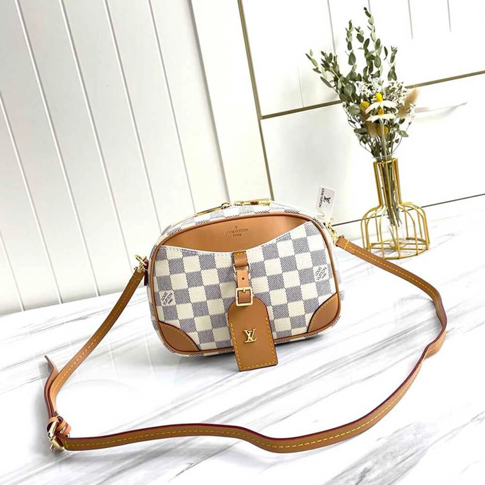 Supportive Louis Vuitton MINI DEAUVILLE 638