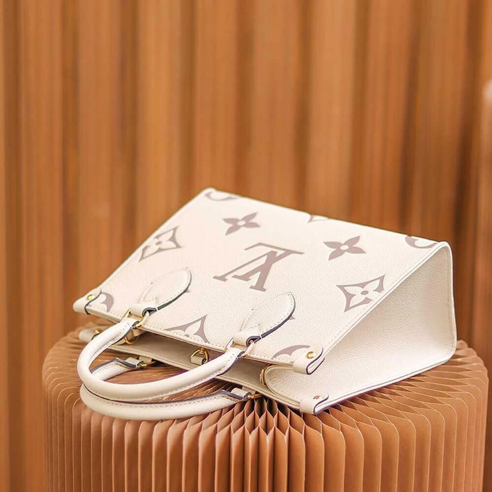 Louis Vuitton ONTHEGO PM Sporty 647