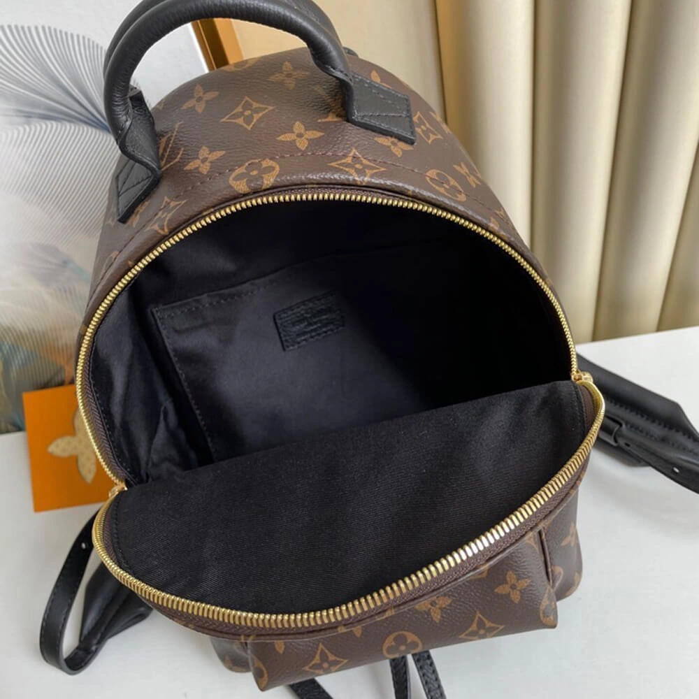 Louis Vuitton PALM SPRINGS PM Breathable 522