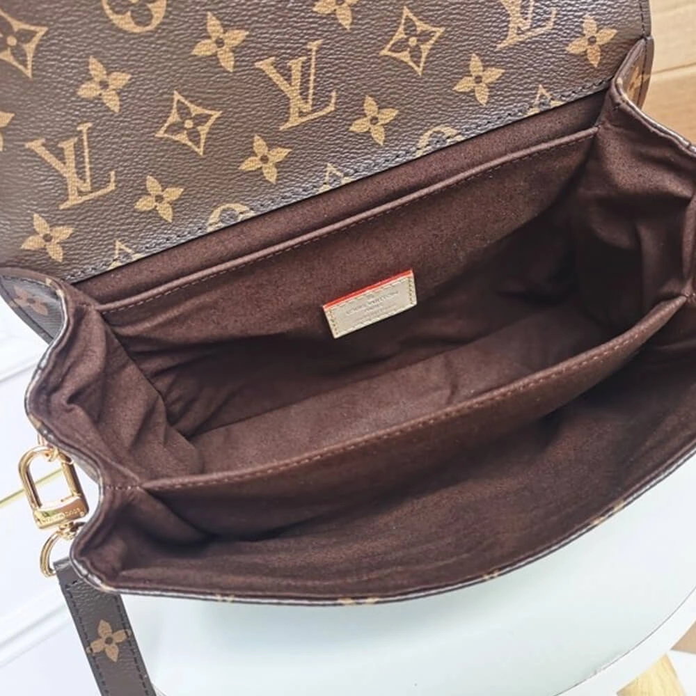 Sustainable Louis Vuitton POCHETTE METIS 570