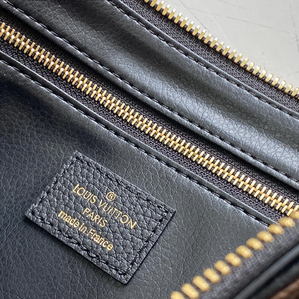 Louis Vuitton Pallas Beauty Case Pouch Stylish 588