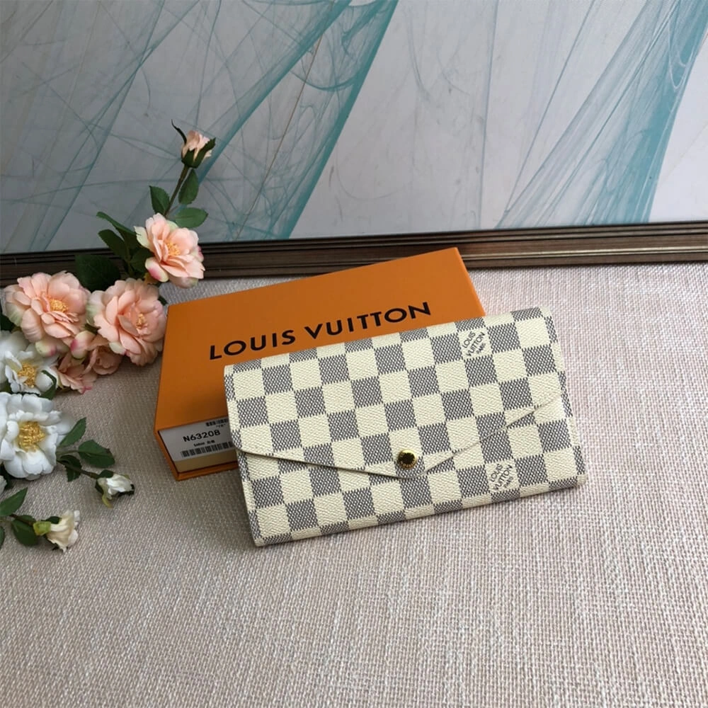 Louis Vuitton Sarah Wallet ComfortFit 617