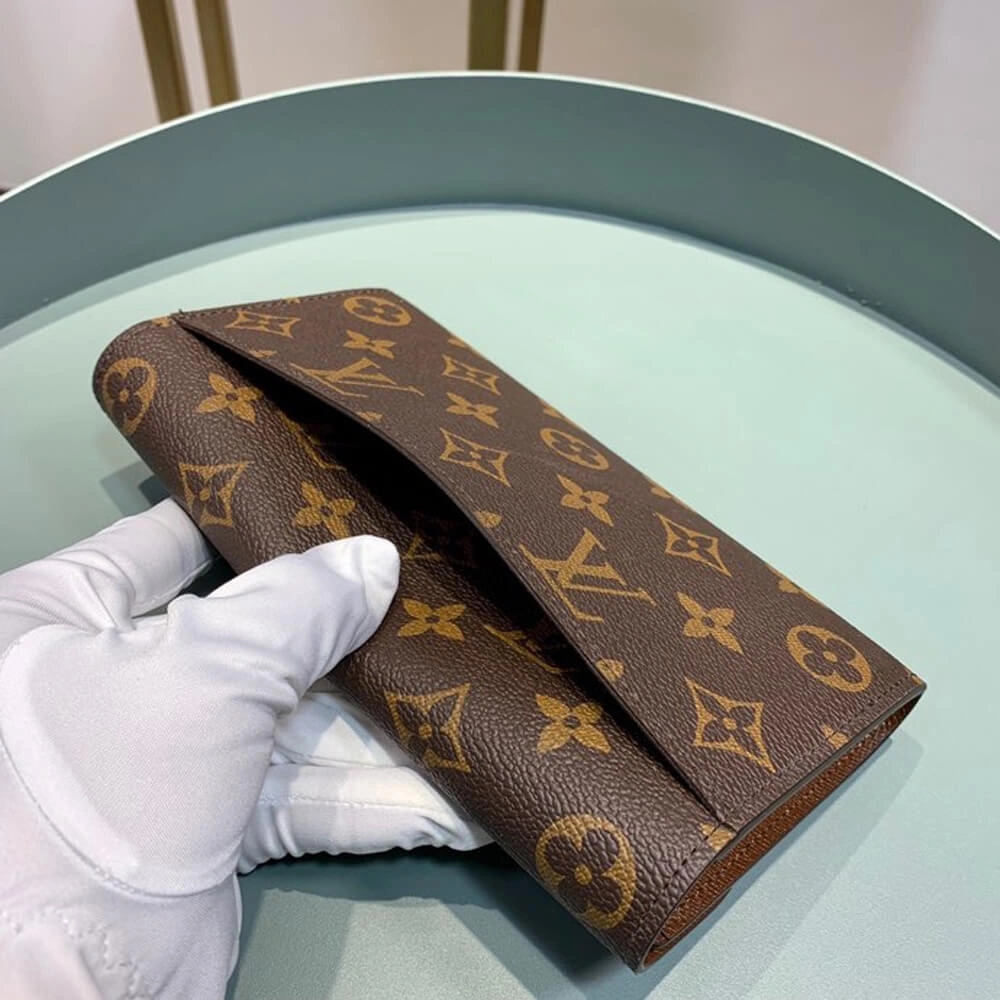 Elegant Louis Vuitton Sarah Wallet 612