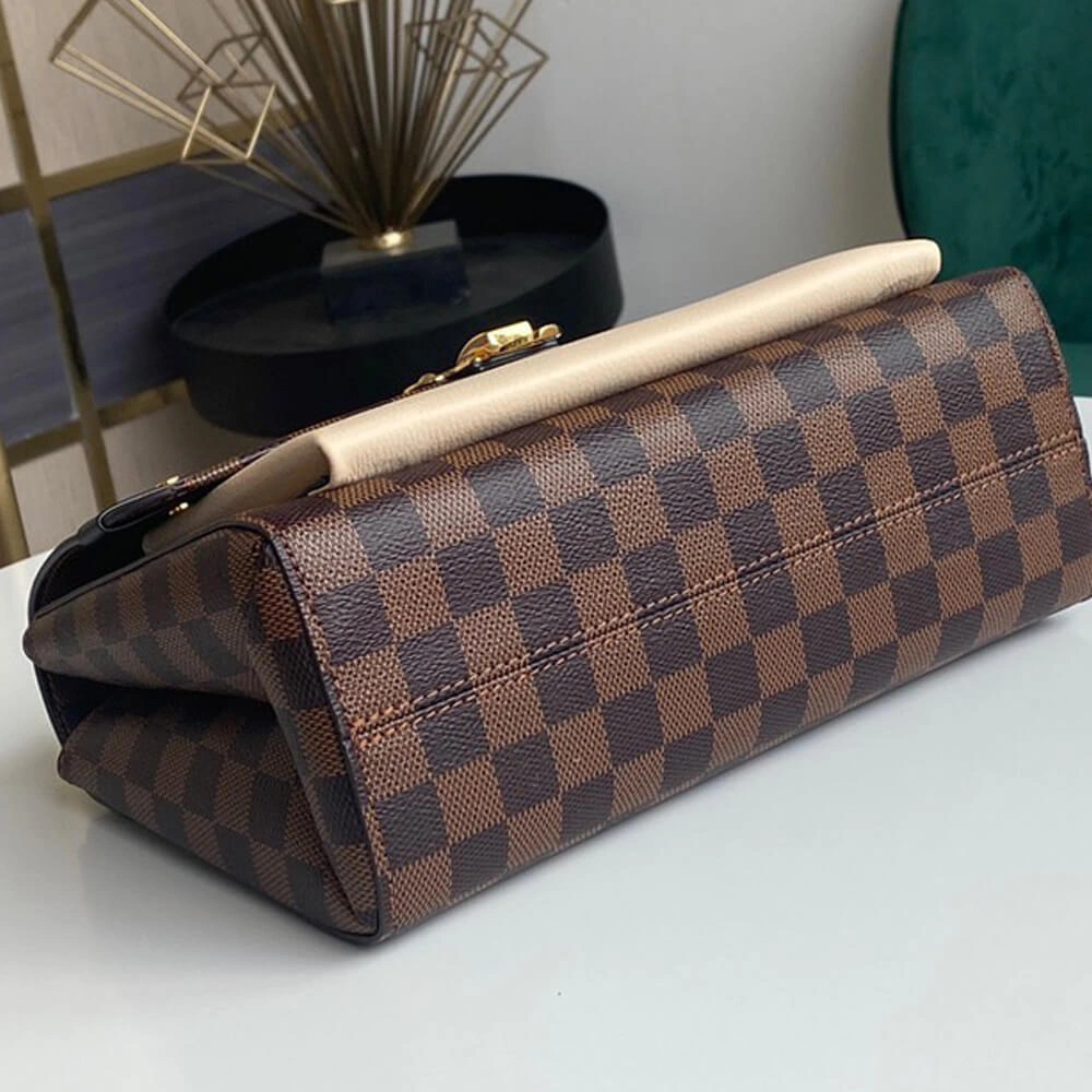 Sophisticated Louis Vuitton VAVIN PM 509