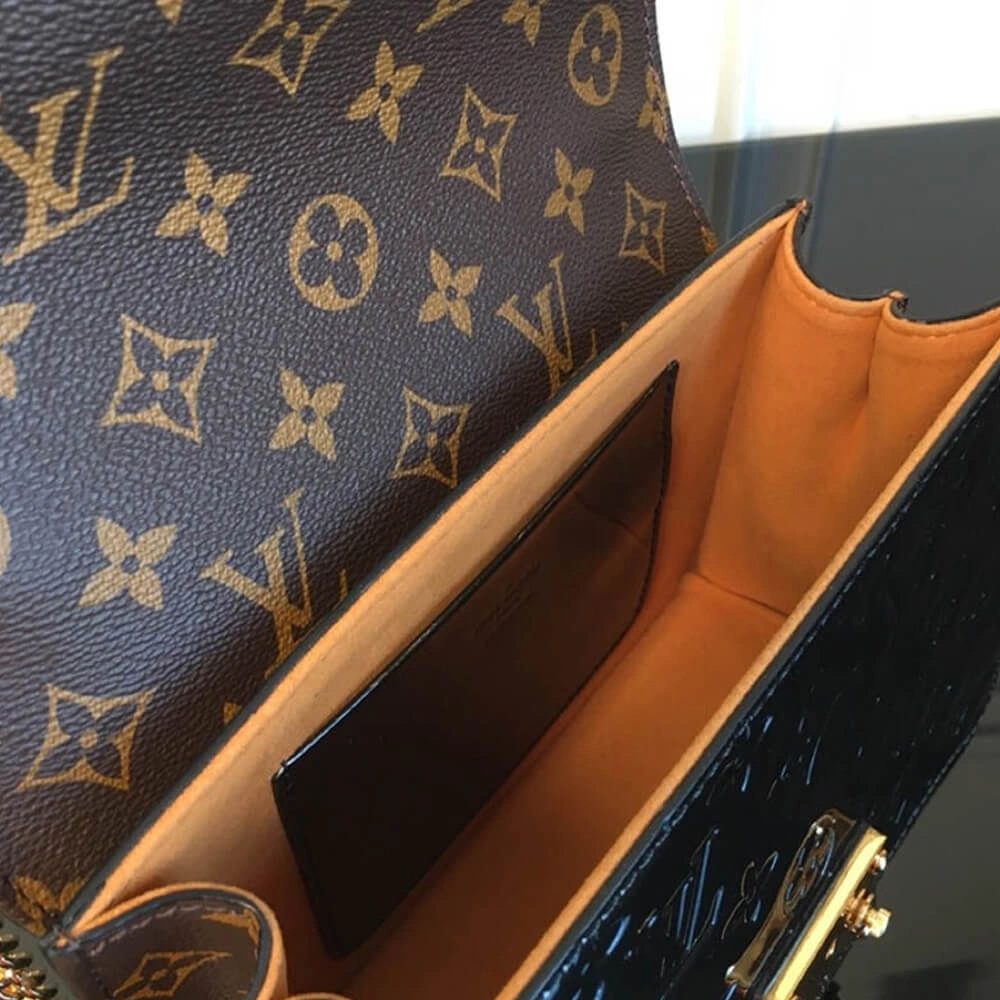 Louis Vuitton Wynwood EasyCare 646