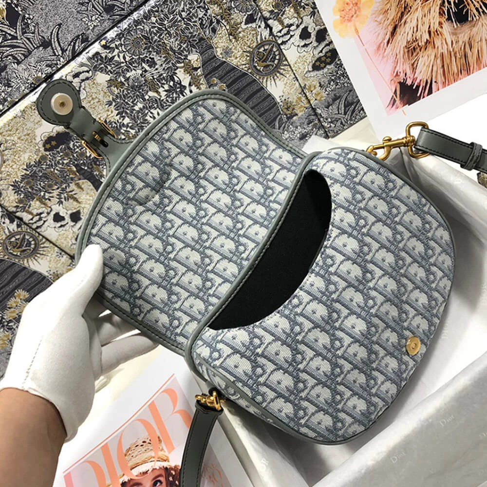 DailyWear MEDIUM DIOR BOBBY BAG 1349