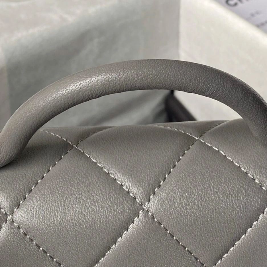 Compact MINI FLAP BAG WITH TOP HANDLE 1062