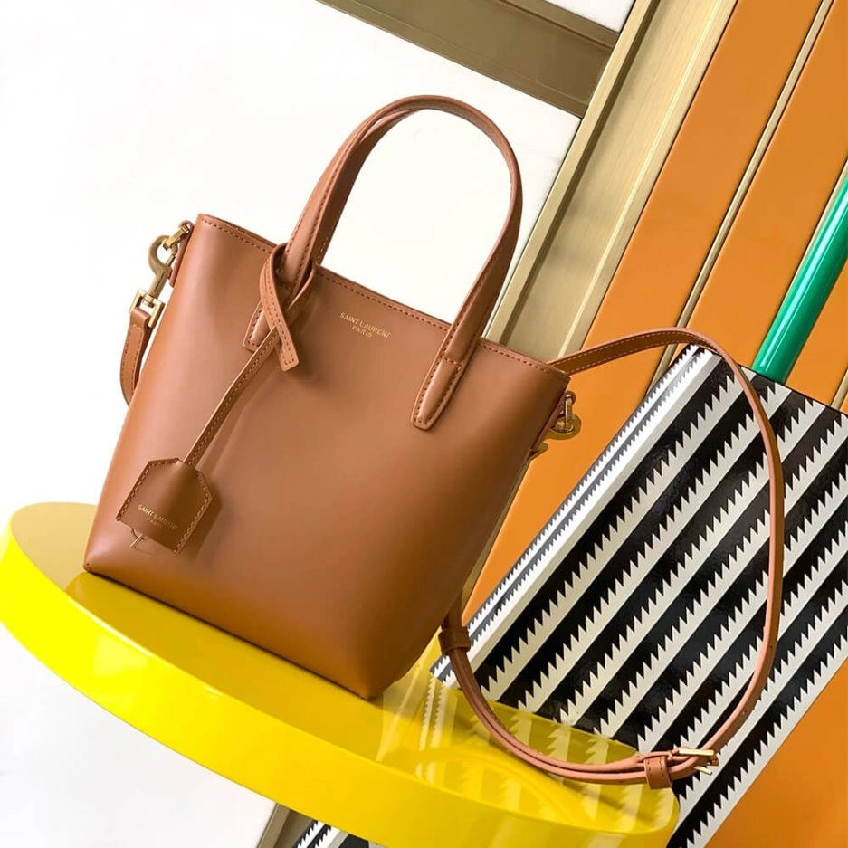 FashionForward MINI TOY SHOPPING SAINT LAURENT IN BOX LEATHER 1404