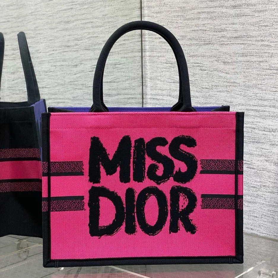 Modern Medium Dior Book Tote 1308