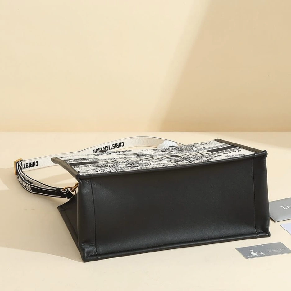 Medium Dior Book Tote FashionForward 1235