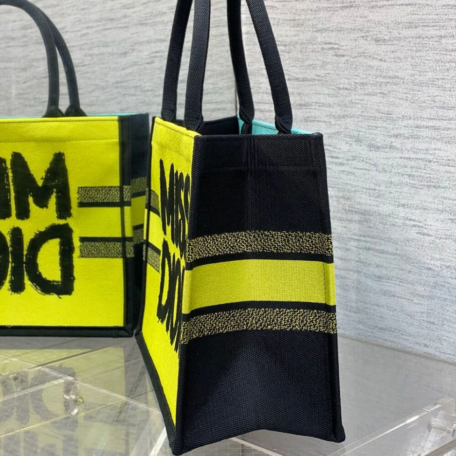 Medium Dior Book Tote Classic 1319