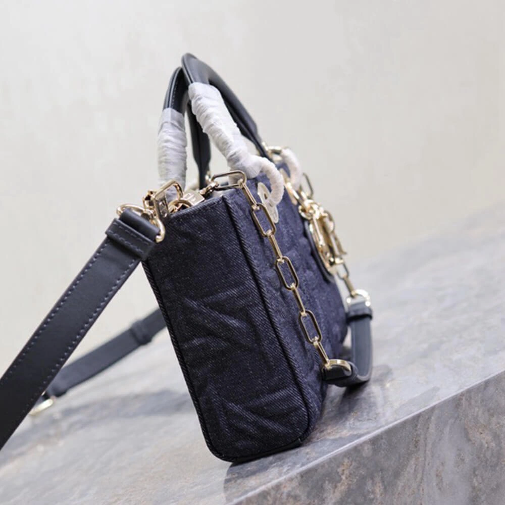 Bold Medium Lady D-Joy Bag 1263