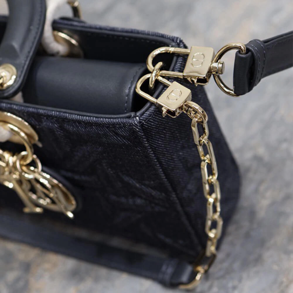 Bold Medium Lady D-Joy Bag 1263