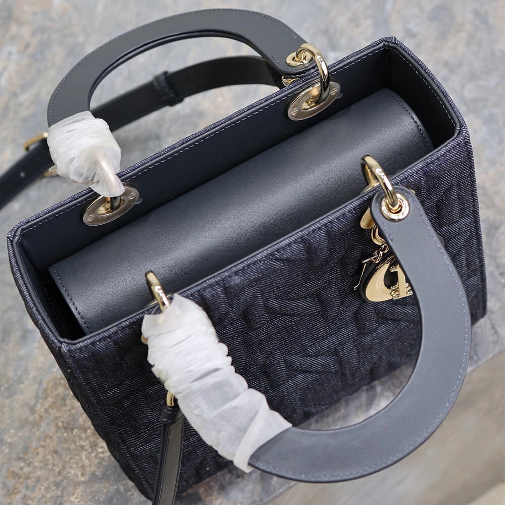 Medium Lady Dior Bag Breathable 1258